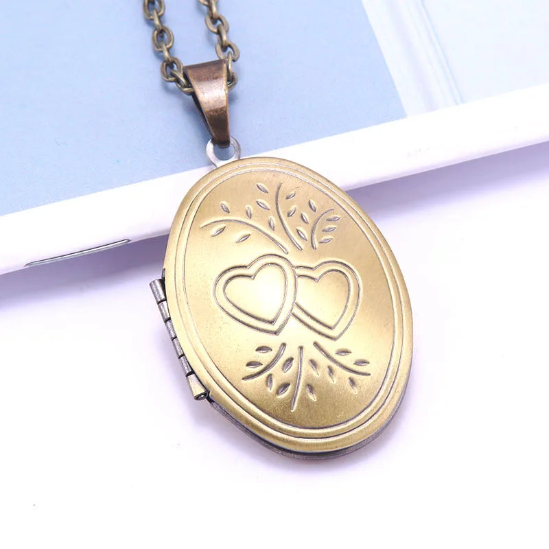 Unique Carved Design Copper Oval Photo Frame Pendant Necklace Charm Openable Locket Necklaces Women Men Memorial Jewelry