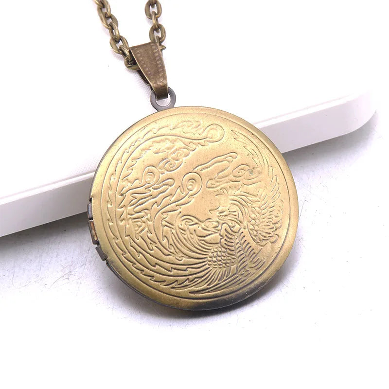 Unique Carved Design Copper Oval Photo Frame Pendant Necklace Charm Openable Locket Necklaces Women Men Memorial Jewelry