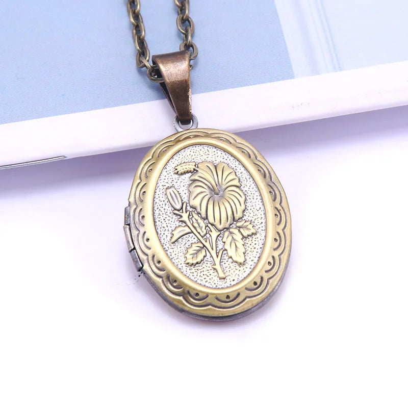 Unique Carved Design Copper Oval Photo Frame Pendant Necklace Charm Openable Locket Necklaces Women Men Memorial Jewelry