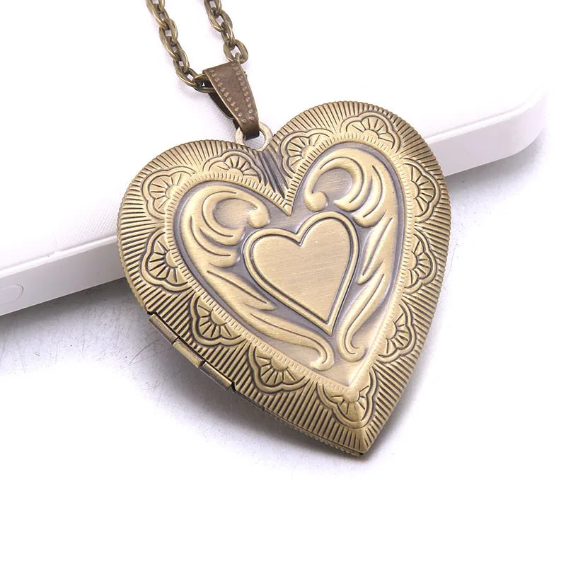 Unique Carved Design Copper Oval Photo Frame Pendant Necklace Charm Openable Locket Necklaces Women Men Memorial Jewelry