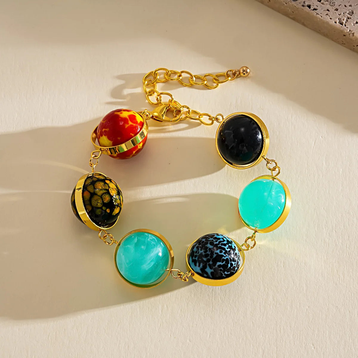 Creative Multi-color Round Ball Acrylic Bead Chokers Necklaces Women Men Gold Color Frame Strand Necklace Statement Jewelry K