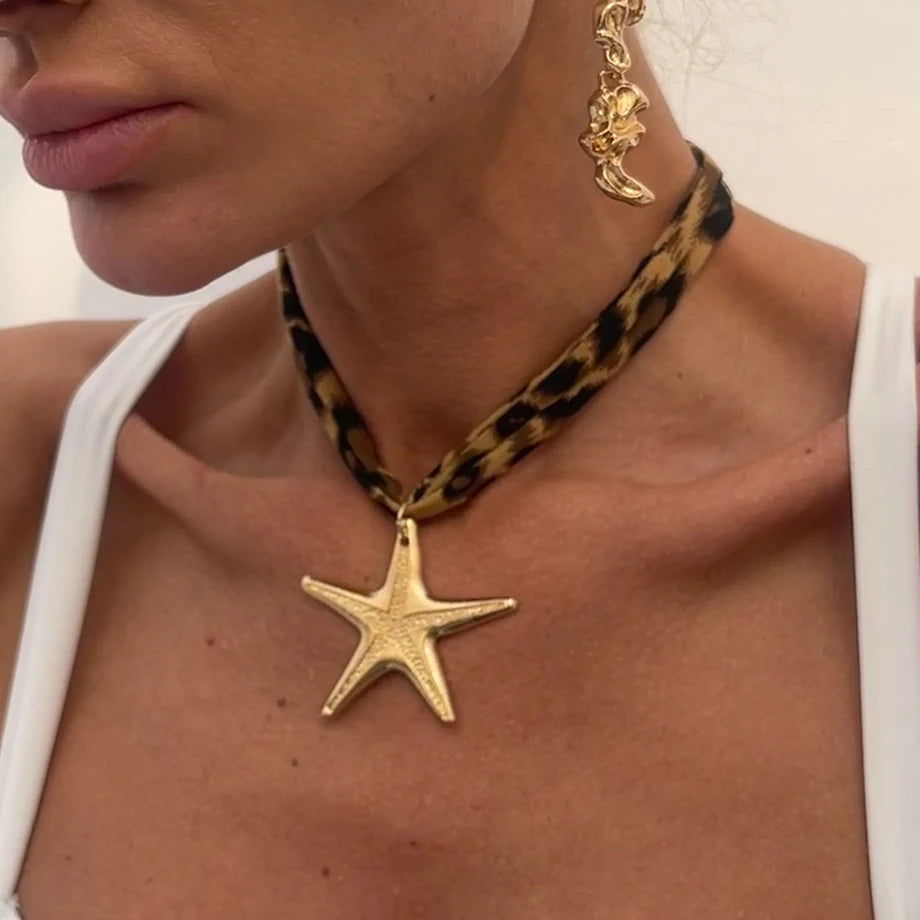 SHIXIN 7 Styles Metal Starfish Conch Heart Pendant Necklace Women Leopard Pattern Soft Cotton Velvet Short Choker Neck Chain