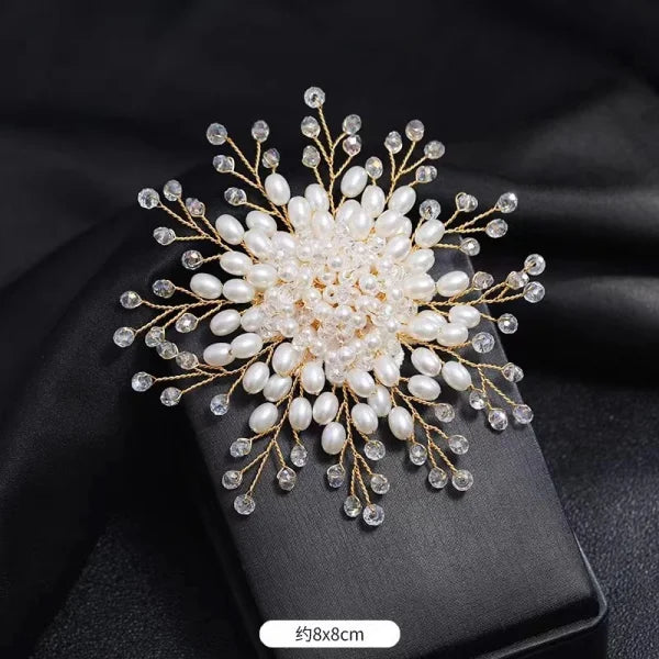 Lovely Birds Butterfly Bee Brooch For Women Pearl Rhinestone Trendy Animal Jewelry Coat Dress Lapel Pins Wedding Party Gifts